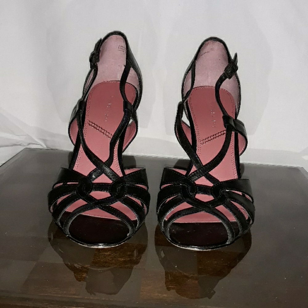 Tahari sandals 8.5